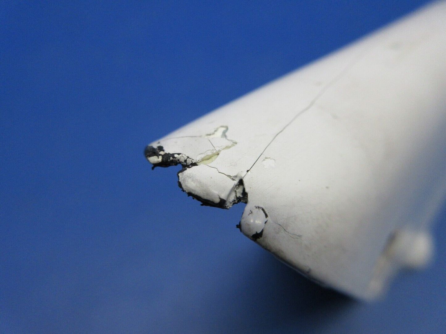 Piper PA-34-200T Seneca II Fin Tip Assy P/N 95908-13 (0524-2072)