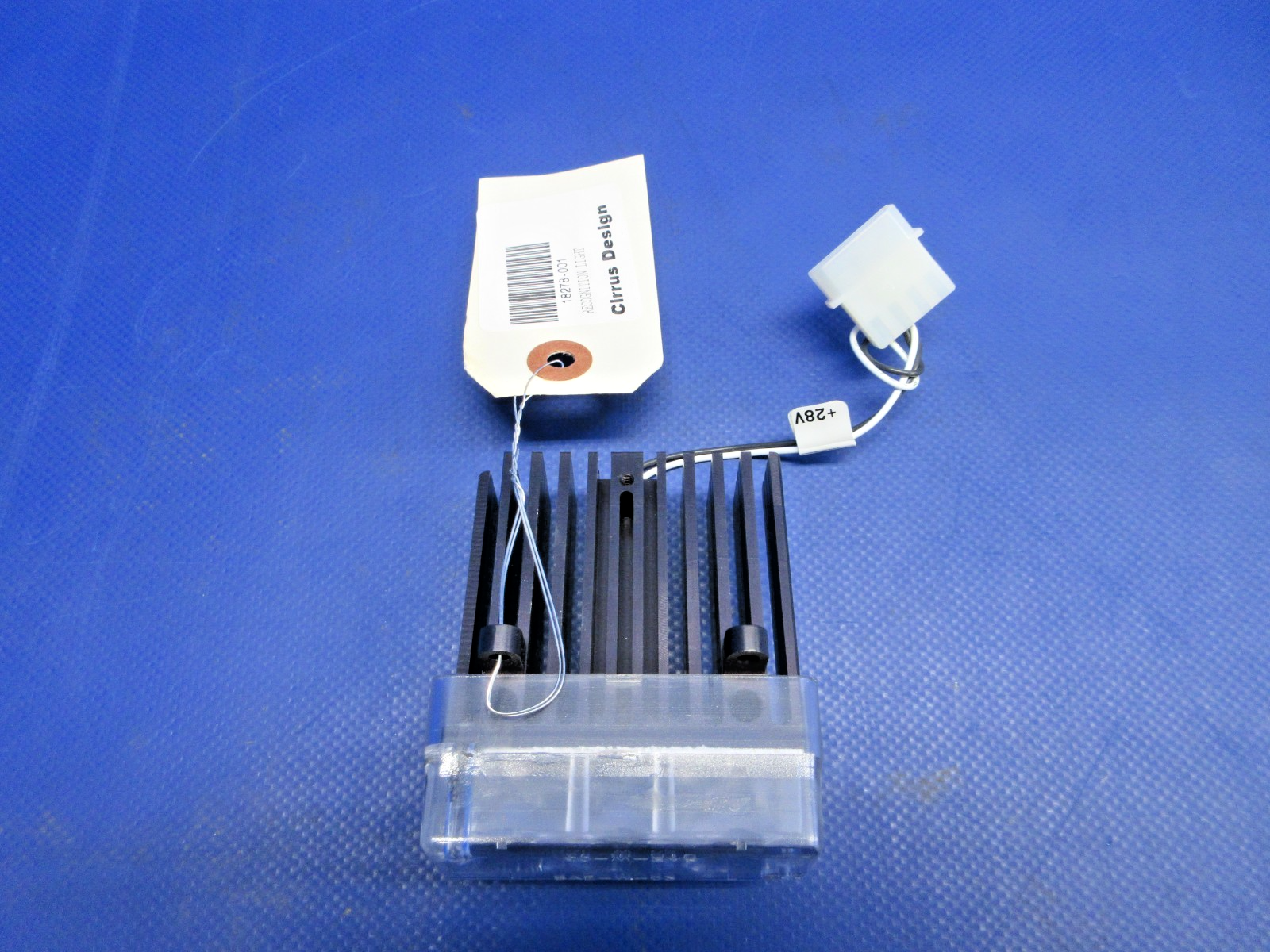 Cirrus SR20 / SR22 LED Recognition Light 28V P/N 18278-002 NOS (0326-983)0