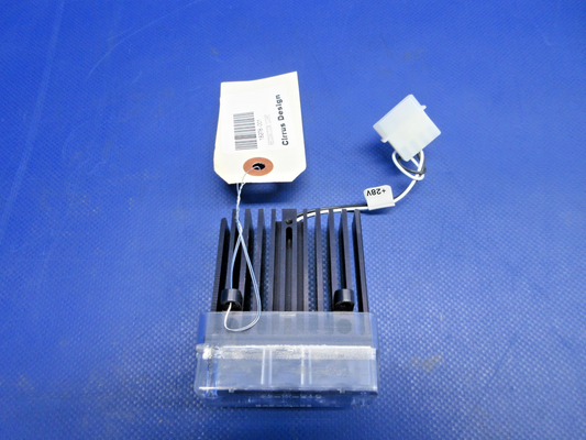 Cirrus SR20 / SR22 LED Recognition Light 28V P/N 18278-002 NOS (0326-983)0