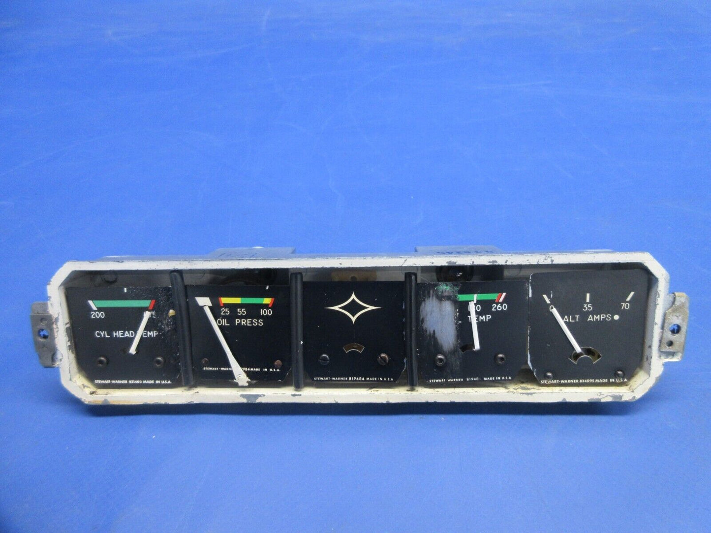 Piper PA-32RT-300T Lance II Instrument Cluster Assembly P/N 95241-26 (0924-939)