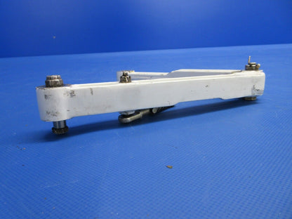 Piper PA-34-200T Seneca II Nose Gear Drag Link Assy P/N 78677-00 (0524-1896)