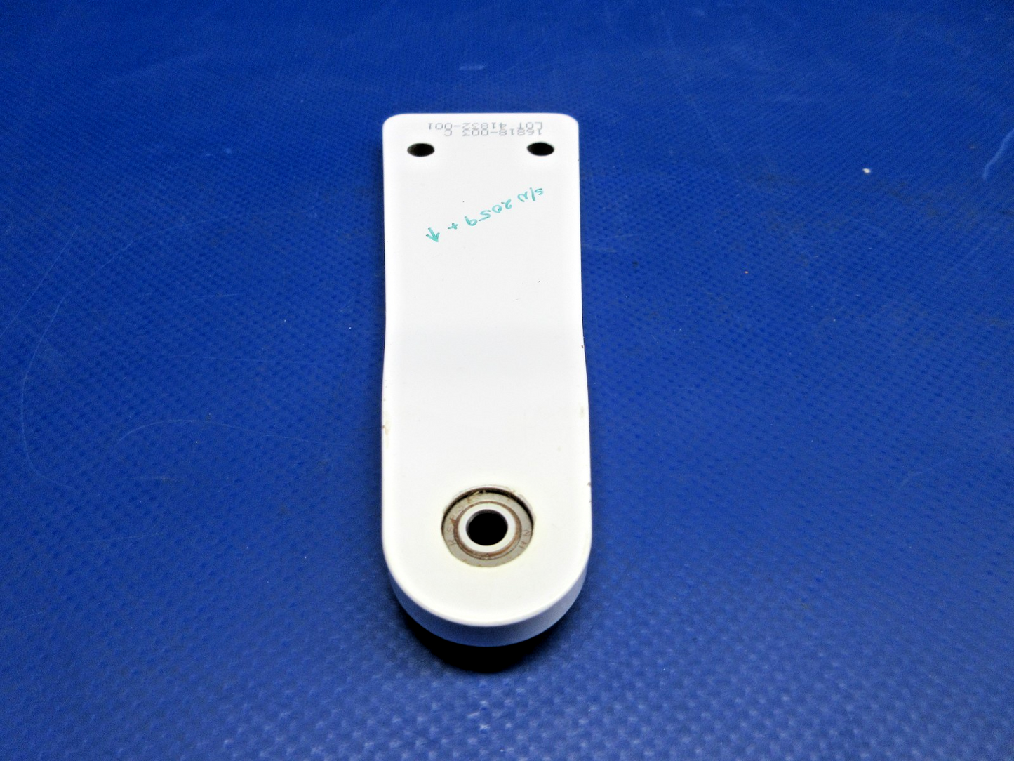 Cirrus SR20 / SR22 Aileron INBD Hinge P/N 16818-003 NOS (0326-899)11