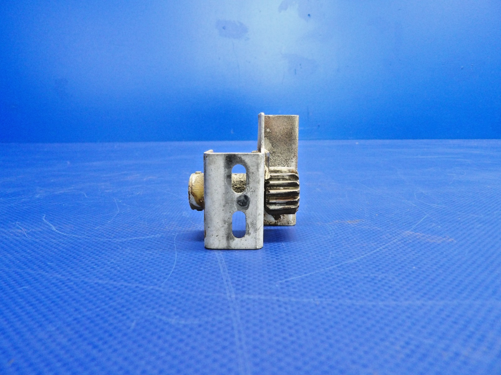 Cessna 172 / 172G RH Door Latch Rotary Clutch P/N 0511262-2 (0326-1201)5