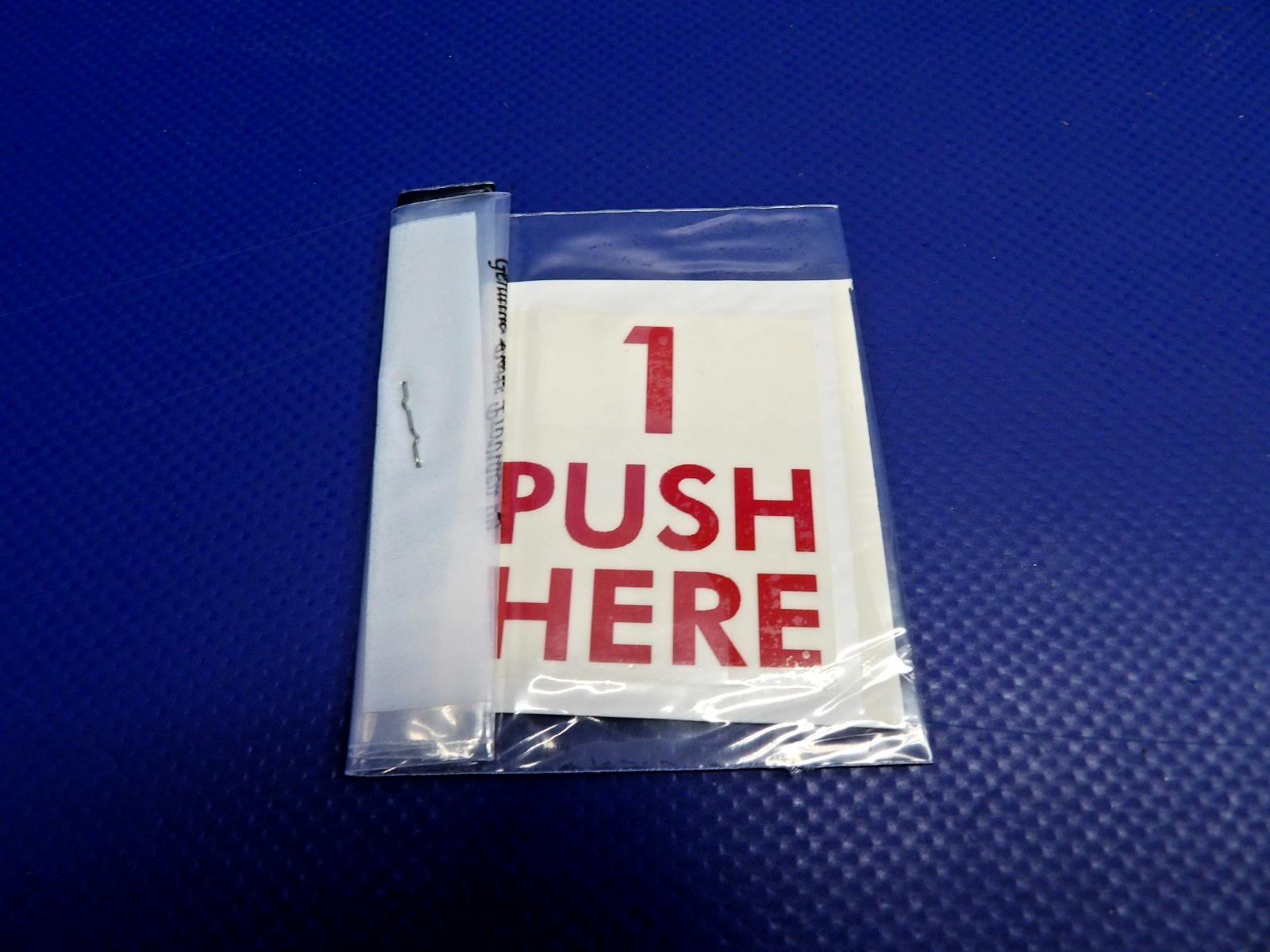 Beech King Air Emergency Exit Placard Kit w/ 8130 P/N 010-4310-3 NOS (0426-1301)8