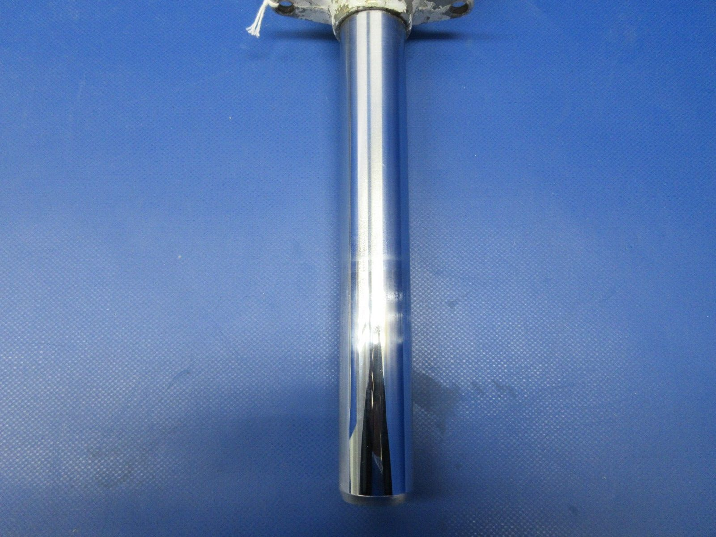Piper PA38-112 Tomahawk Nose Gear Fork Assy P/N 61972-304 (0424-1058)