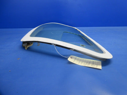 Cessna 310 / 310R Emergency Pilot Window P/N 0891107-2 (1024-2118)