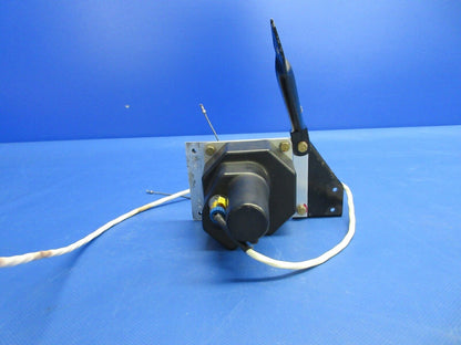 Piper PA-34-200T Edo-Aire Mitchell Pitch Servo P/N 1C508-1-487P (0524-1900)