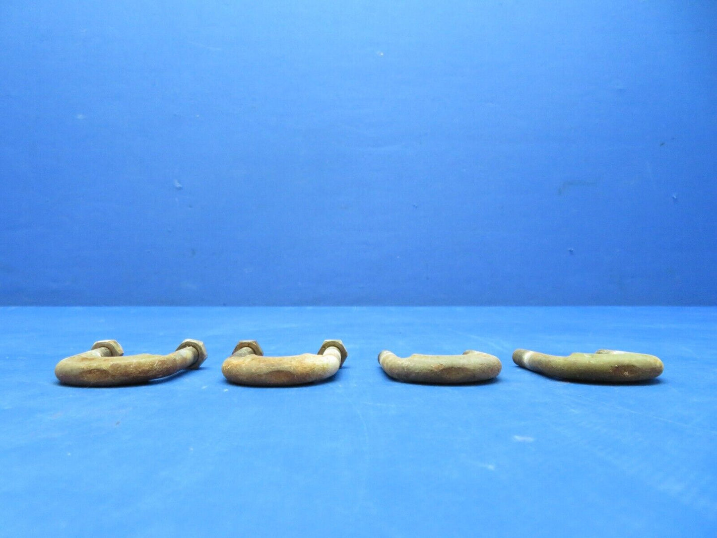 Early Cessna 310 / 310B Clamp Assy MG Attach P/N 0841000-6 LOT OF 4 (1223-181)