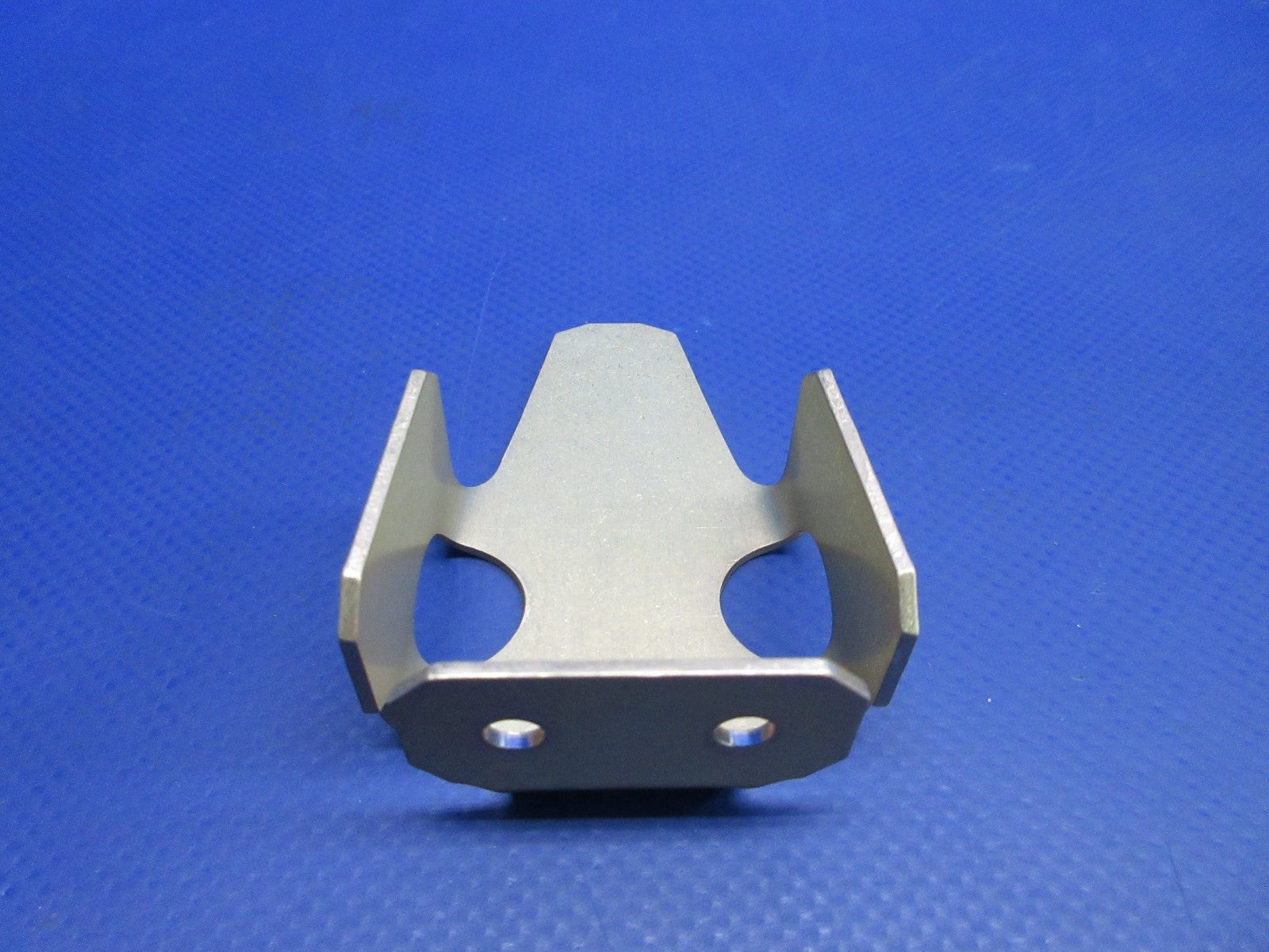 Cirrus SR20 / SR22 Vertical Top Hinge P/N 20101-007 LOT OF 2 NOS (0326-1011)7