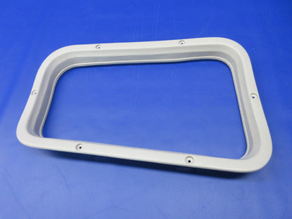 1996 Piper PA-28-181 Archer III RH FWD Window Reveal P/N 84277-19 (1224-2010)0