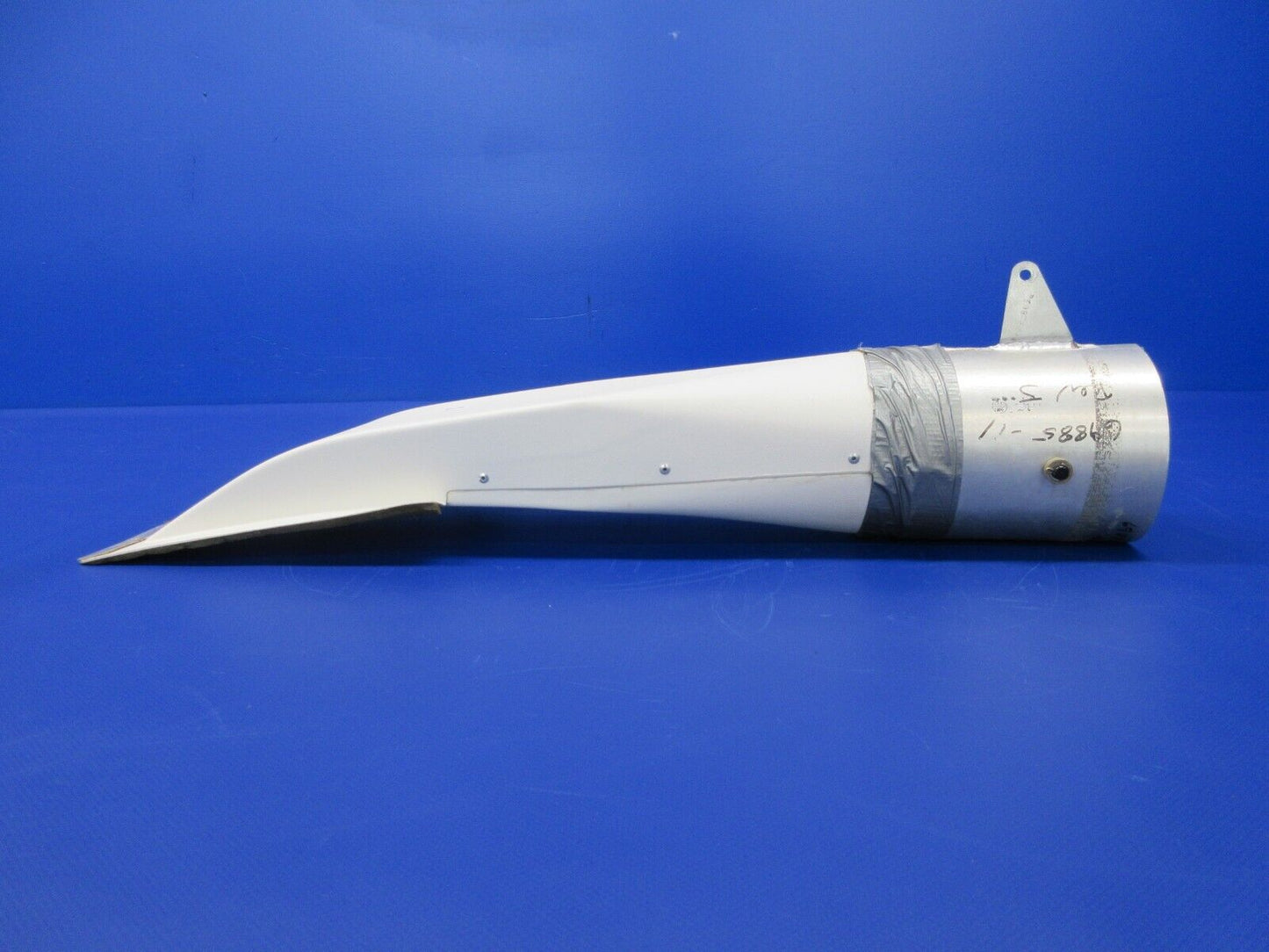 1996 Piper PA-28-181 Fresh Air Aft Duct & Flapper Valve P/N 69992-02 (1224-2033)