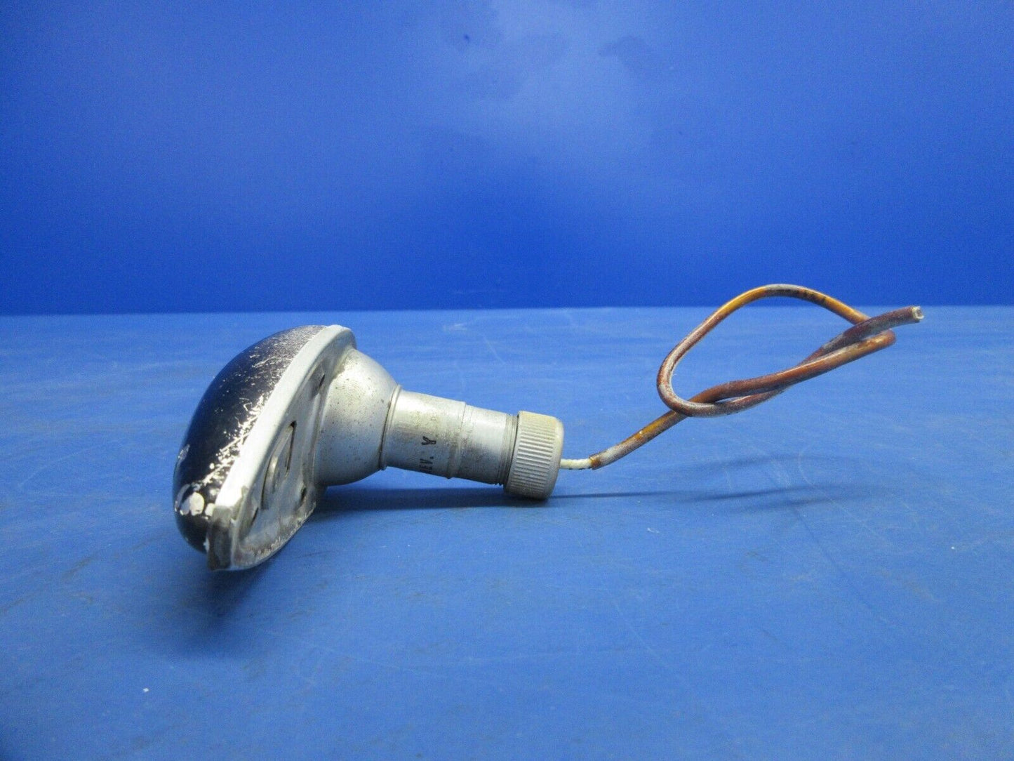 Bell 47J-2 Helicopter Grimes RH Navigation Light P/N A-1285-G-12 (1124-873)
