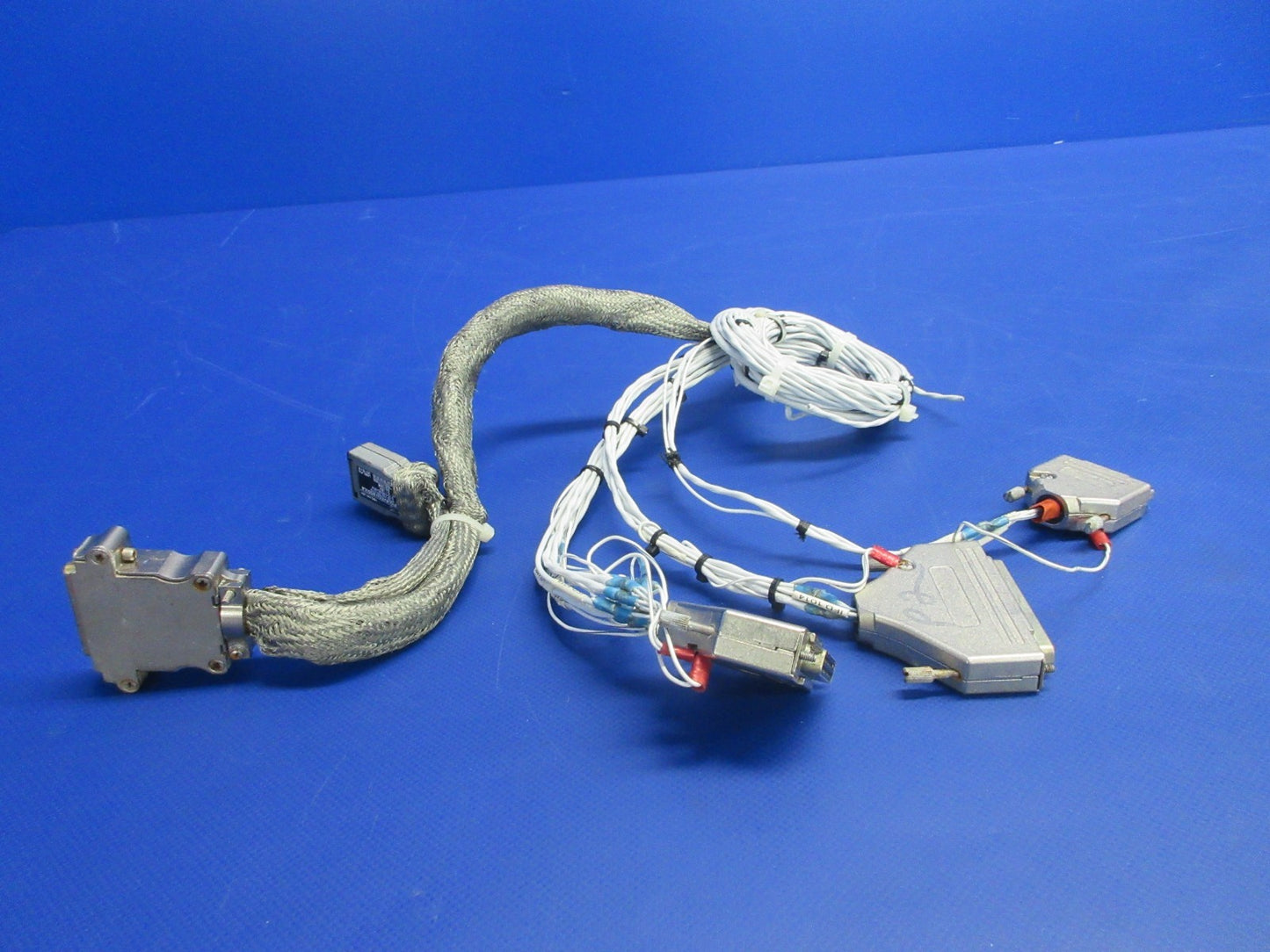 Aspen EFD Connector Harness Configuration Model P/N 910-00005-004 (0626-820)5