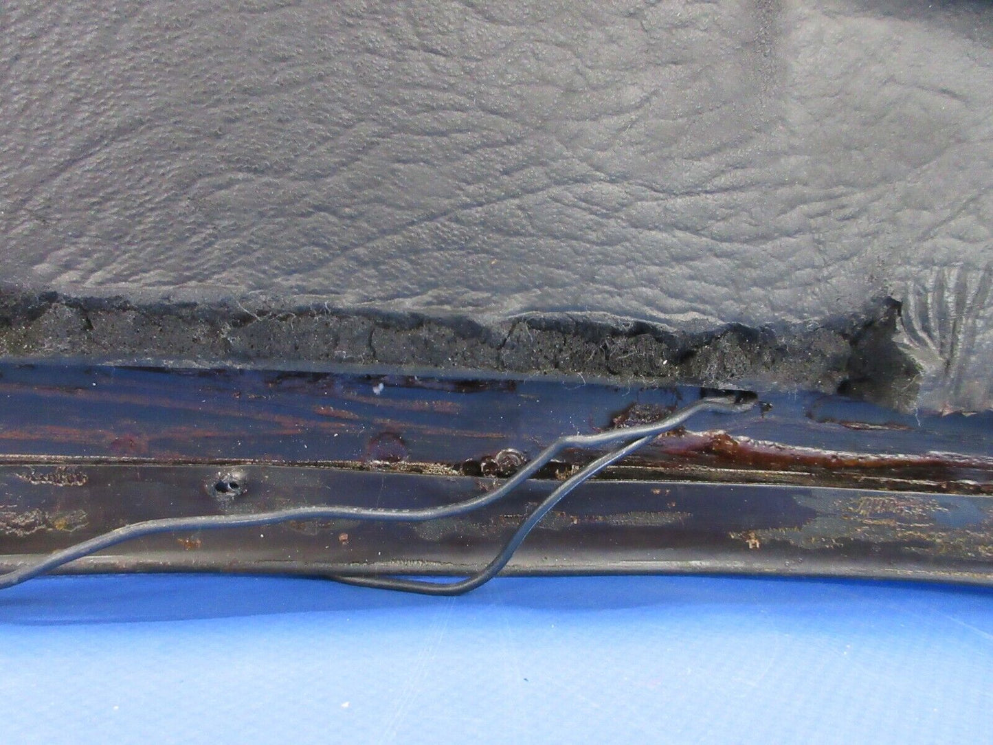 Cessna 177 / 177B Cardinal Glareshield Eyebrow Assy P/N 1715008-1 (0824-2170)