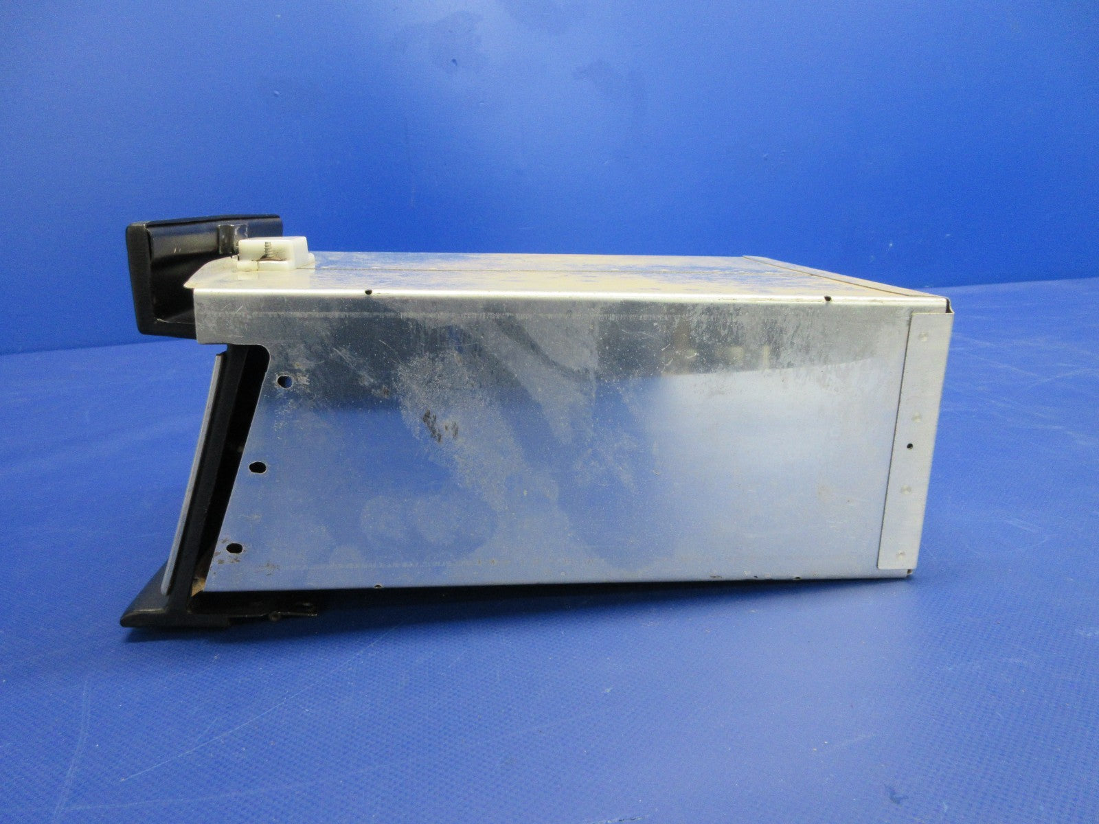 =Cessna 182 / 182L Map Compartment & Door P/N 0713708-1 (0226-1035)2