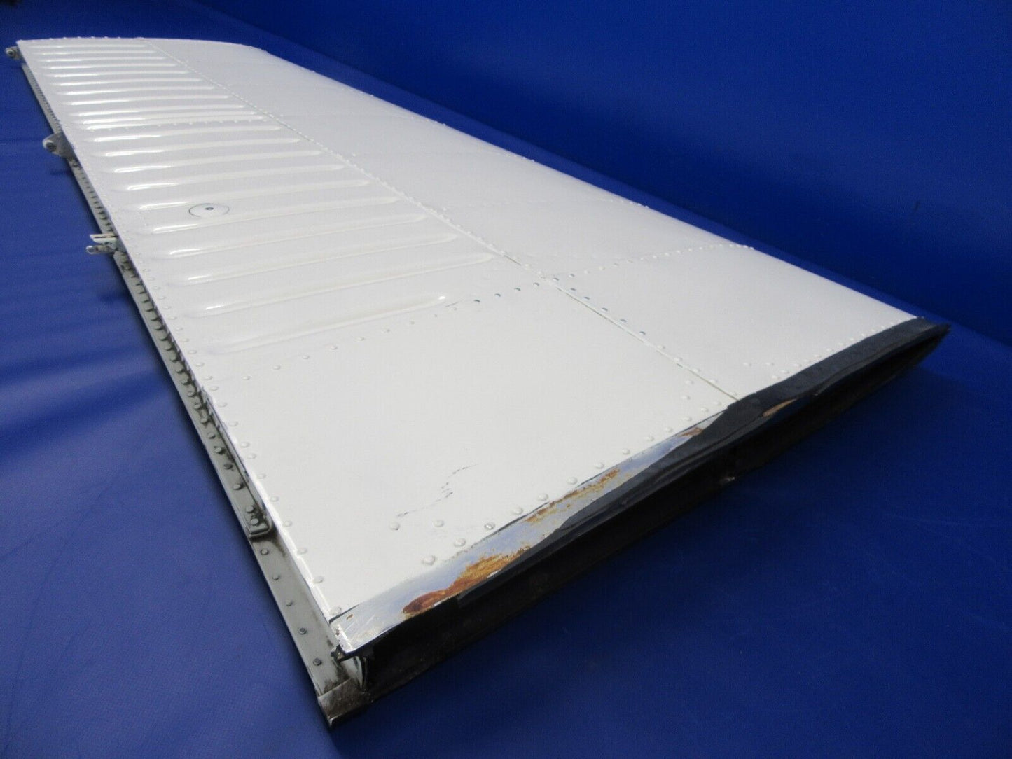 Beech 95-B55 Baron LH Horizontal Stabilizer P/N 95-620010-623 (1224-05)