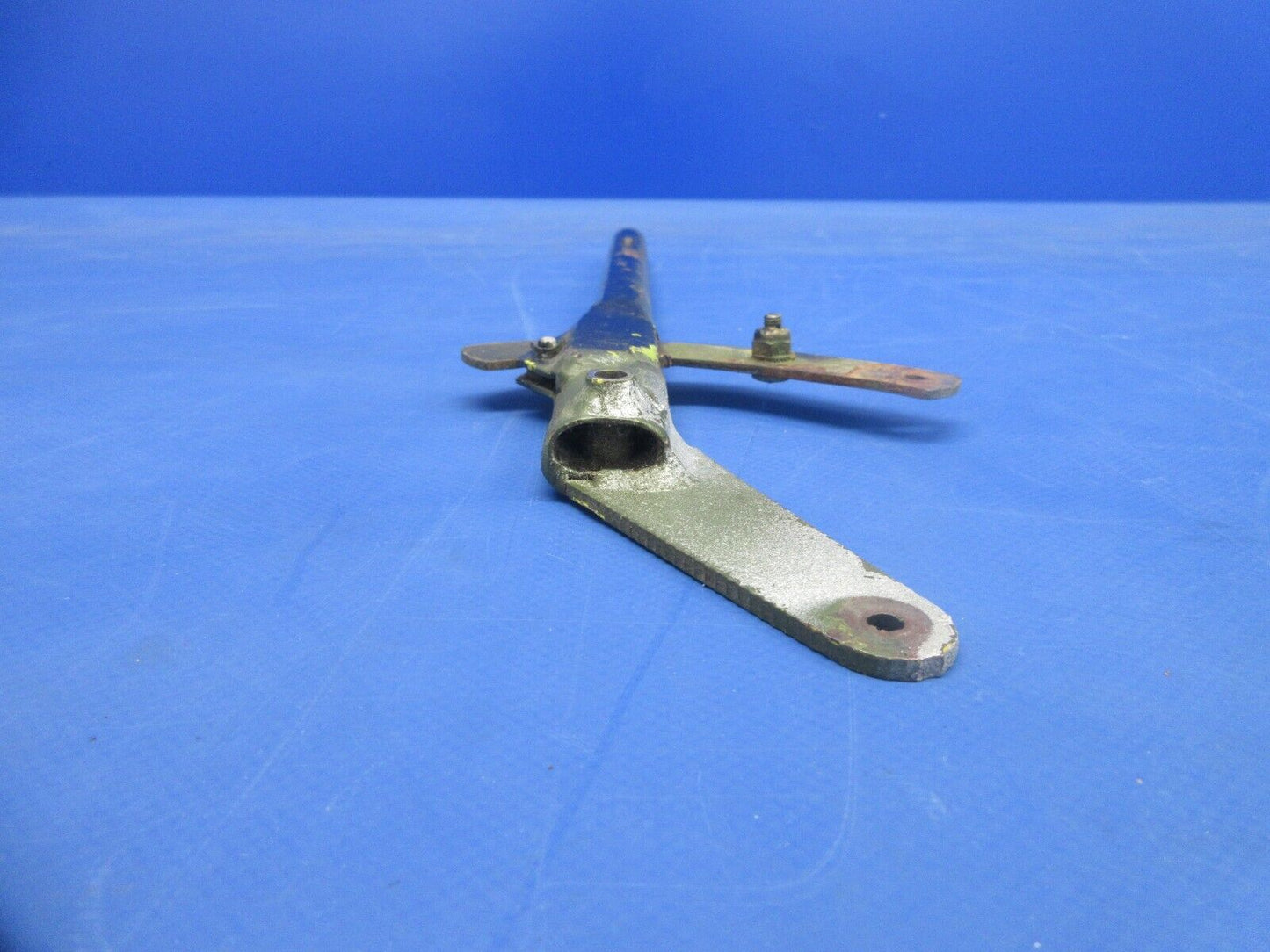Piper PA-20 Pacer Flap Control Lever Assy P/N 12494-00 (1024-774)