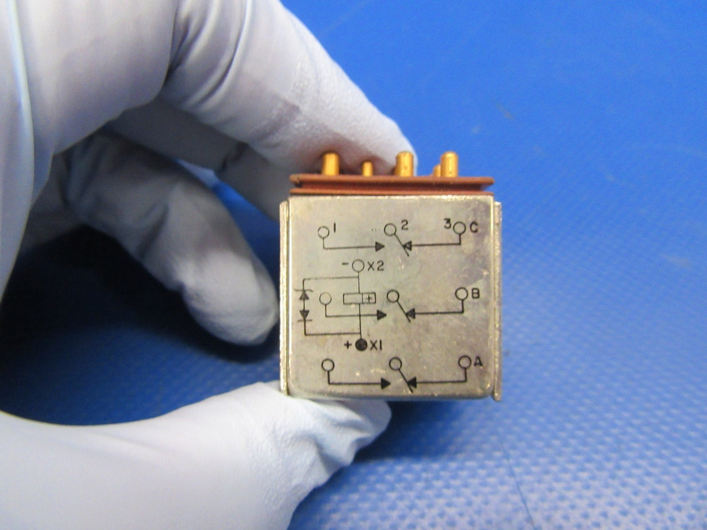 Deutsch Polarized Relay HS-4237-1101, E325-1032 28VDC 25Amp 3 NOS (1218-229)3