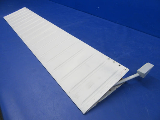Piper PA-28-140 Cherokee RH Aileron P/N 66767-03, 66767-003 (0526-06)0