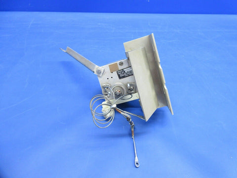 Bellanca 17-31A EDO-Aire Mitchell Roll Servo & Brackets 1C363-1-233R (0924-821)