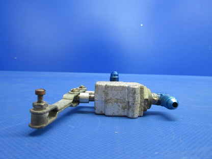 Beech C24R Sierra Parking Brake Valve Assy P/N 35-380065-7 (0524-1197)
