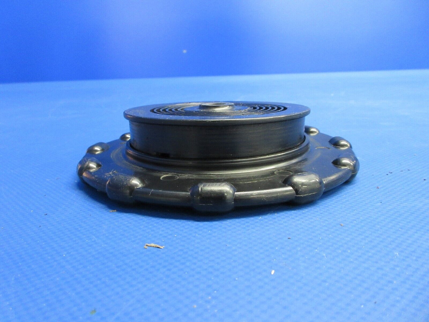Piper PA-34-200T Seneca II Rudder Trim Wheel Assy P/N 96008-00 (0524-1895)