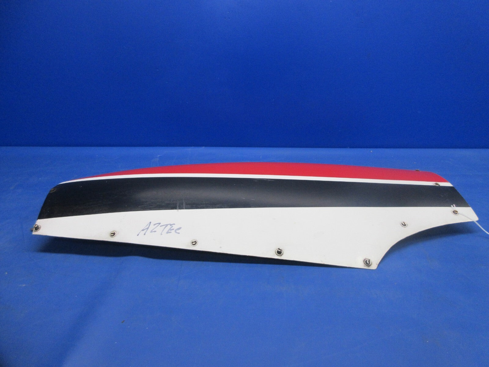 Piper PA-23 Aztec Right Hand Inboard Engine Cowl P/N 16509-01 (1124-828)5