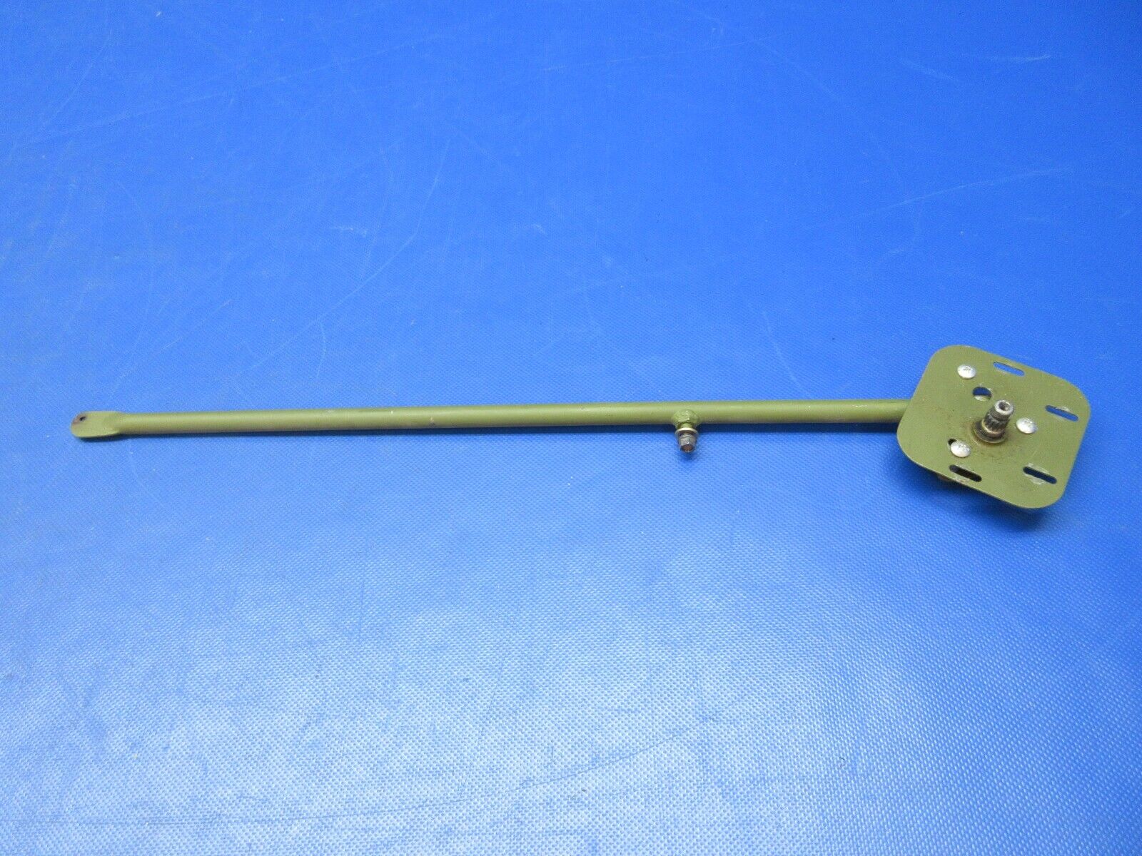 Cessna 210 Interior Door Handle Base Plate Assy w/ Push Rod 1217088-2(0924-1448)