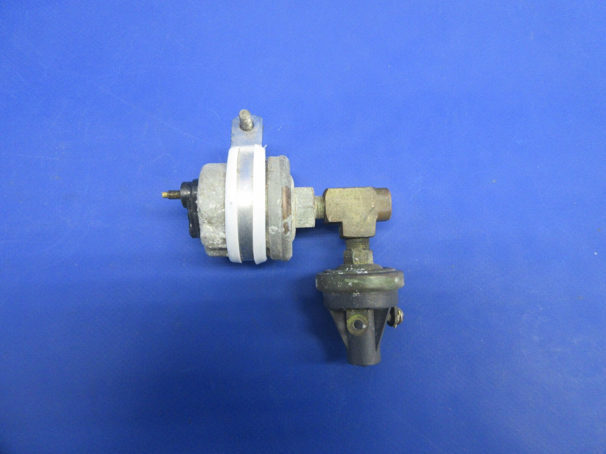 Piper PA-38-112 Tomahawk Fuel Pressure Transducer P/N 486-439 (0525-827)3