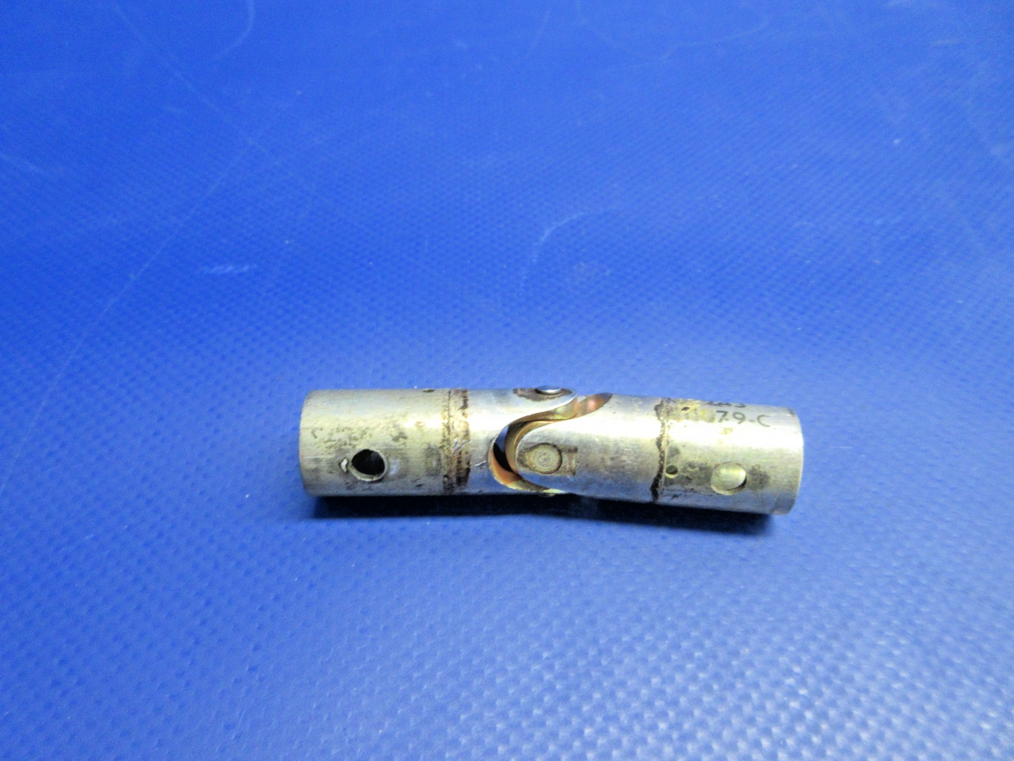 Cessna 172 Control Yoke Universal Joint P/N 0411257 (0826-728)2