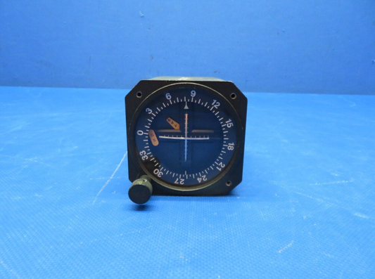 Beech 19A Musketeer Narco ID-825 Indicator P/N ID-825 TESTED w/ 8130 (0824-106)