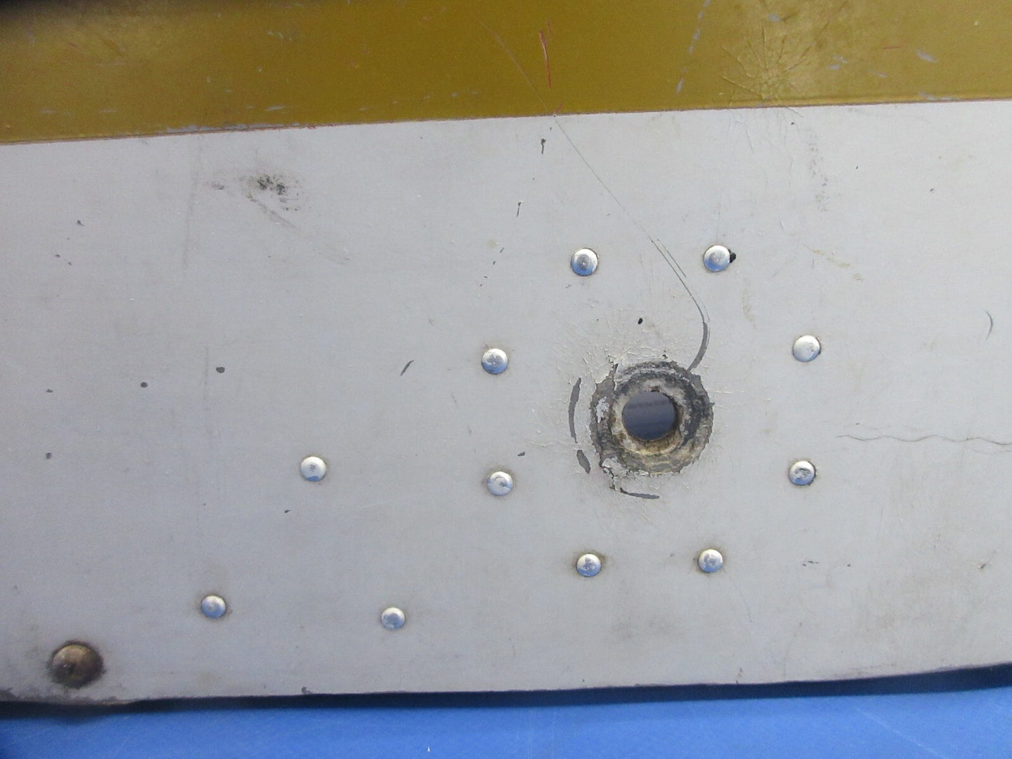 Cessna 150 RH  Main Gear Wheel Pant / Fairing P/N 0541185-6 (1124-807)6