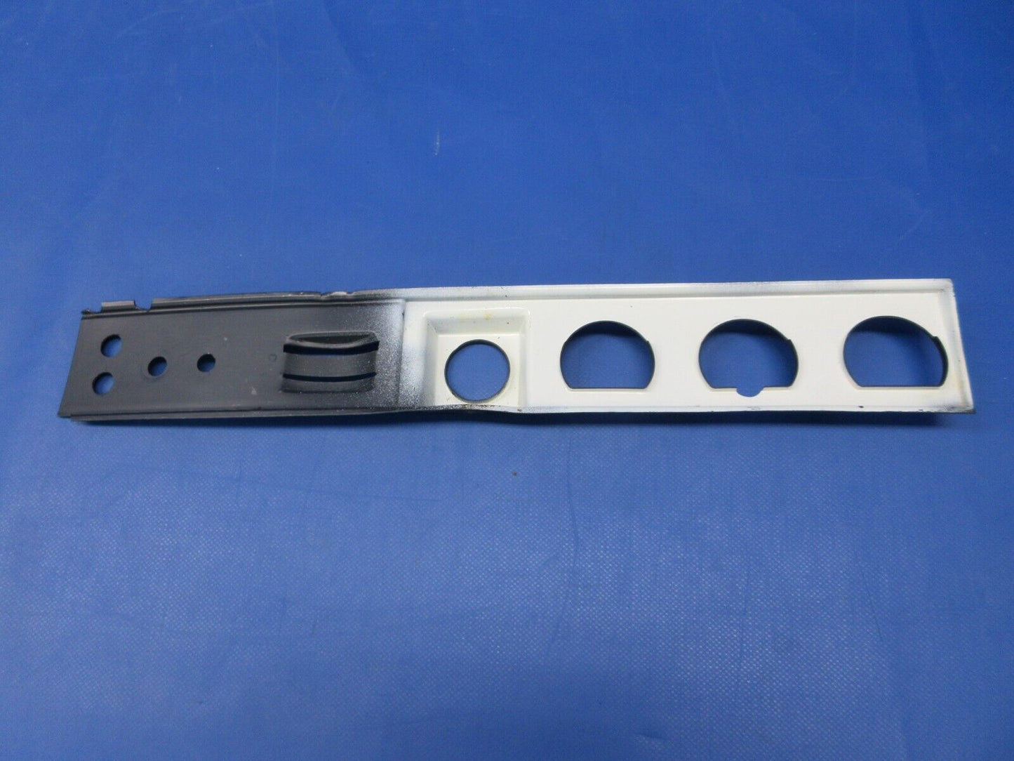 Piper PA-32RT-300T Lance II Instrument Panel Cover Assy P/N 69831-09 (0924-2100)