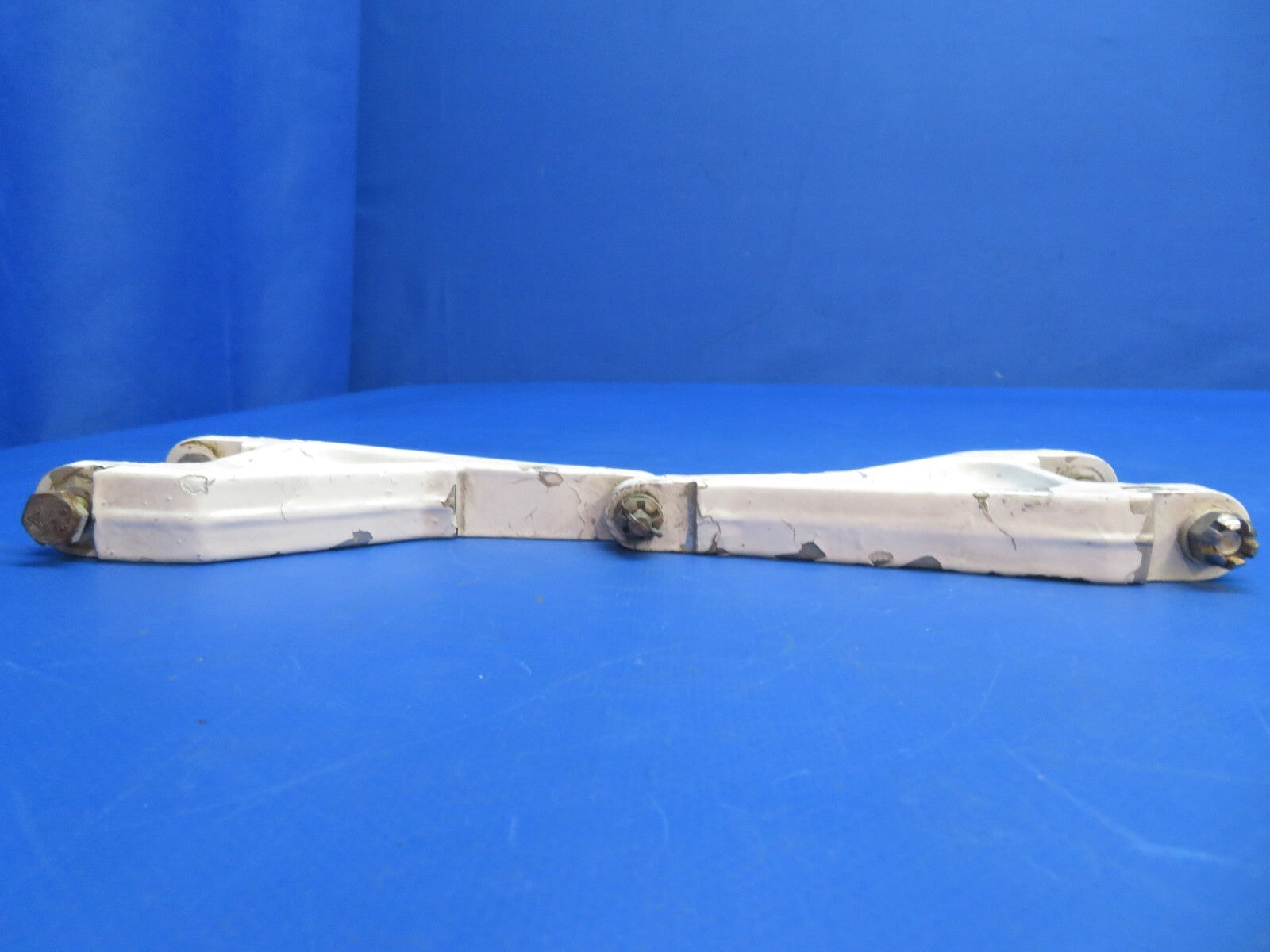 Piper PA-34-200T Seneca II Nose Gear Toque Link Assy P/N 67012-00 (0223-753)4