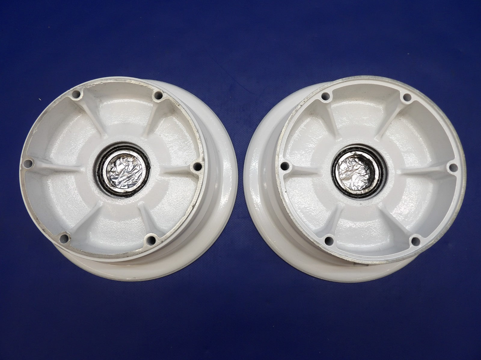 Beech Baron Cleveland 40-98 Main Wheel 7.00-8 P/N 161-02300 REBUILT (0626-1298)8