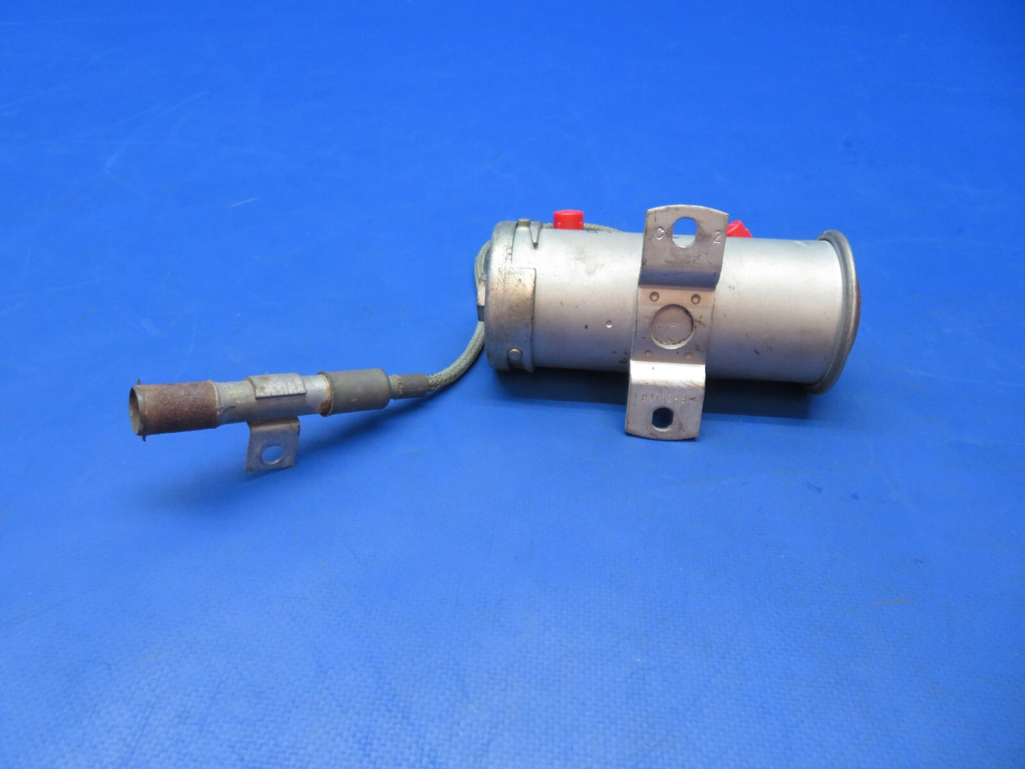 Cessna 401 Bendix Electric Fuel Pump 14V P/N 476411, 574A (0623-357)5