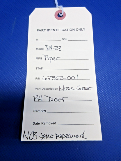 Piper PA-28R Nose Gear RH Door P/N 67352-001 NOS (0326-953)21