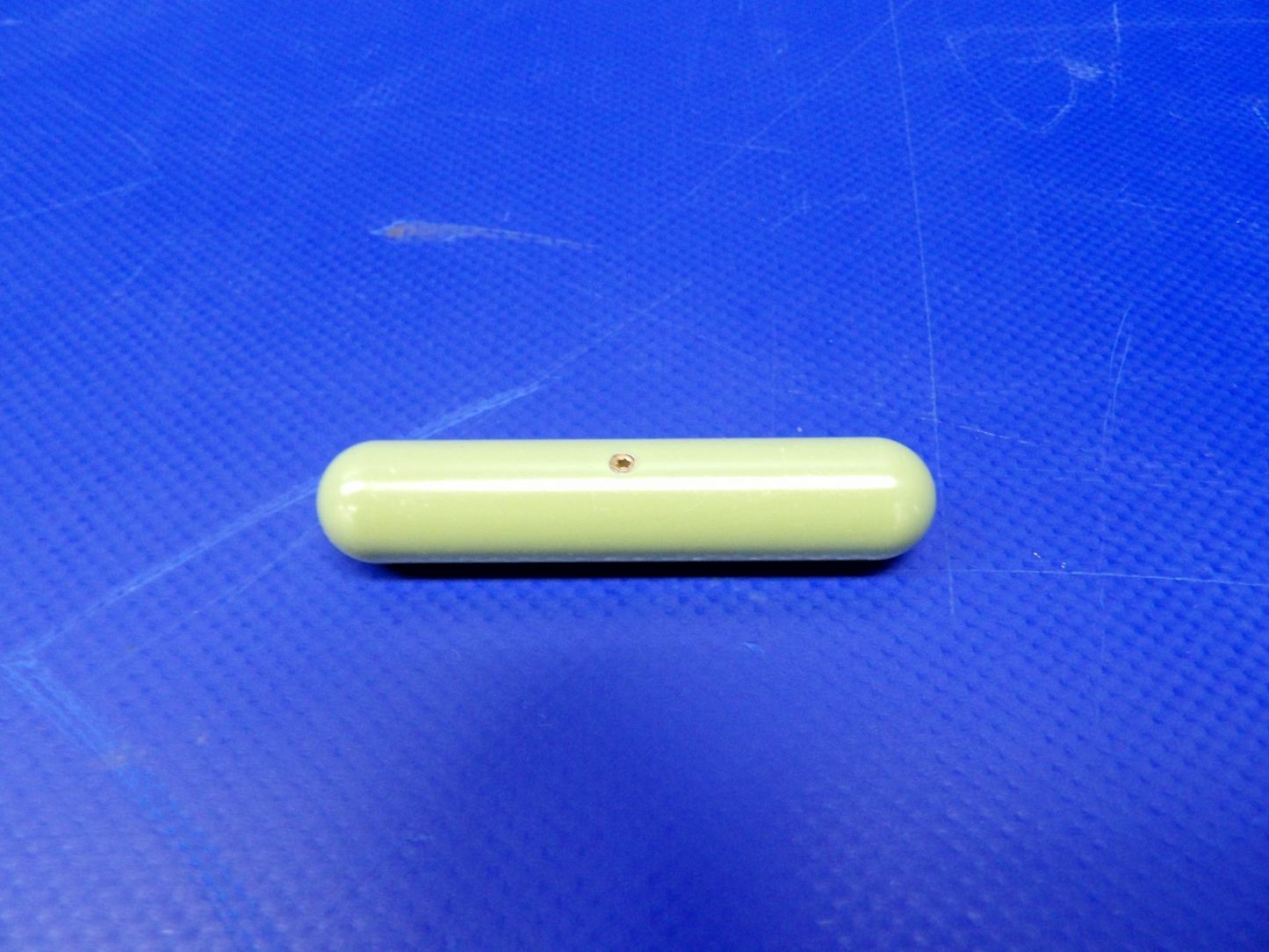 Beech King Air Cabin Chair Knob P/N 101-531442-1 NOS (0426-1285)4