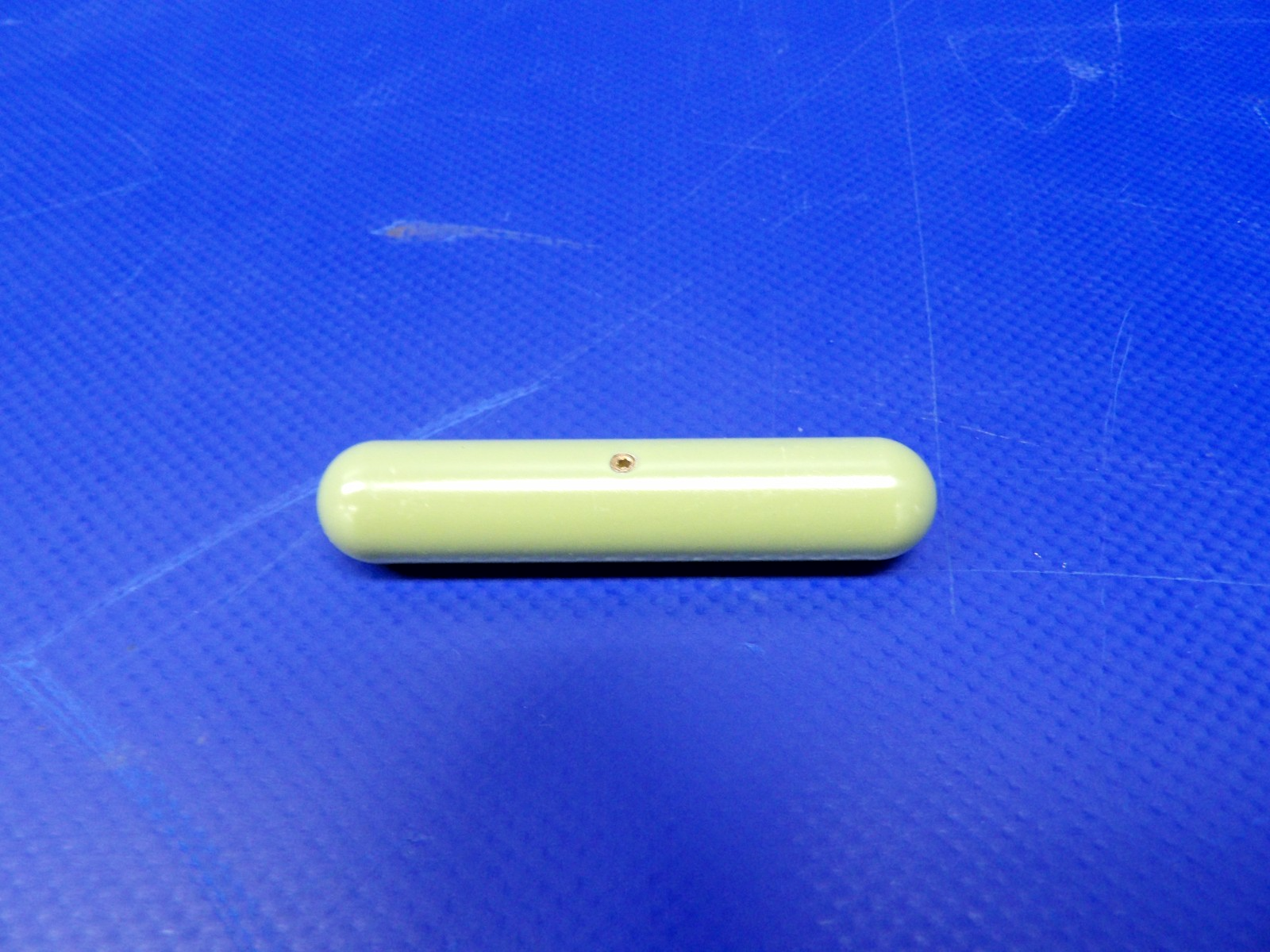 Beech King Air Cabin Chair Knob P/N 101-531442-1 NOS (0426-1285)4