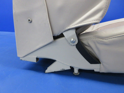 Piper PA-32RT-300T Center Aft Facing Seat Assy LH P/N 37799-02 (0924-1420)