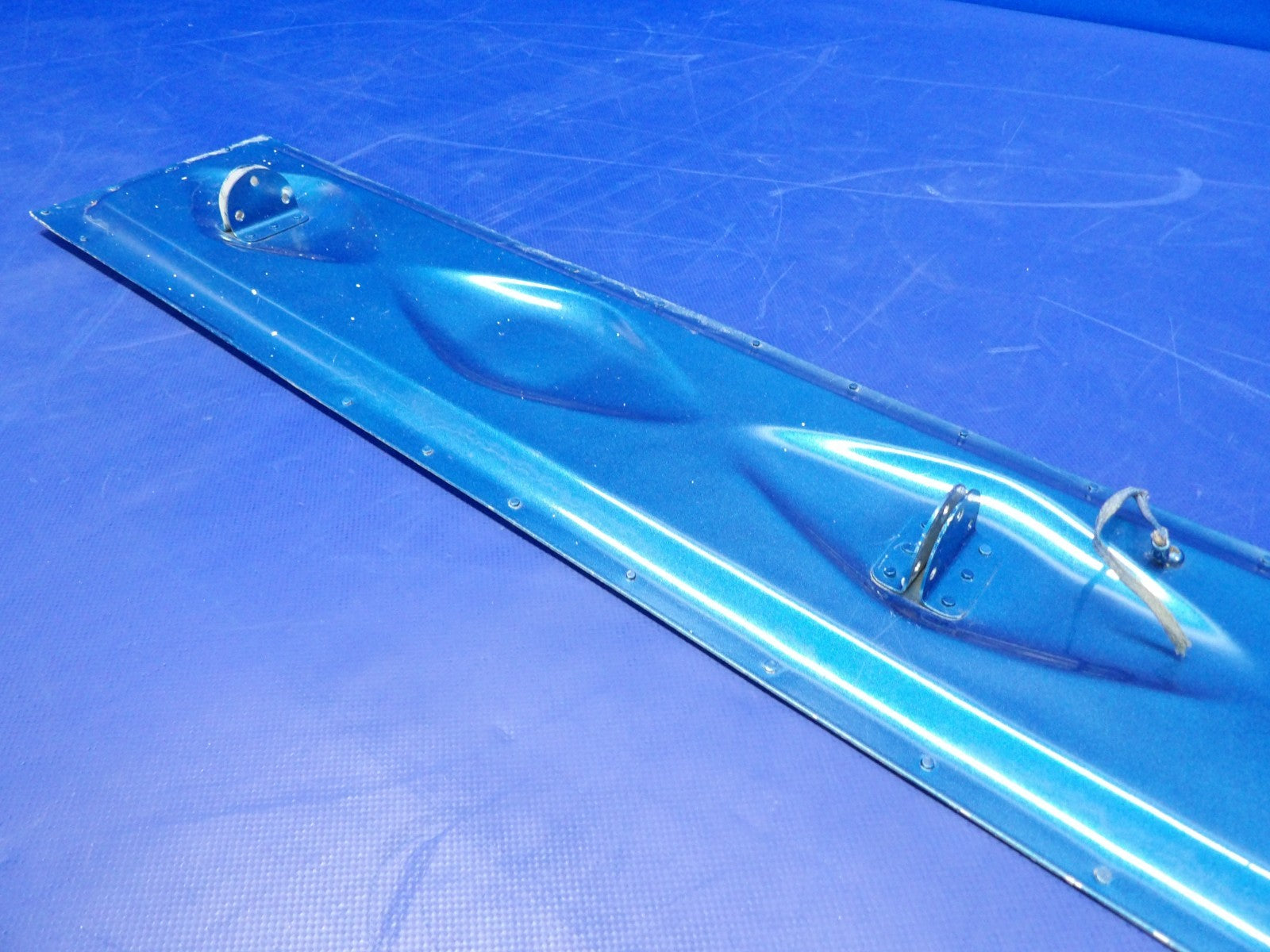 Cessna 421 Left Hand Nose Gear Door P/N 5013076-1 (0626-2059)6