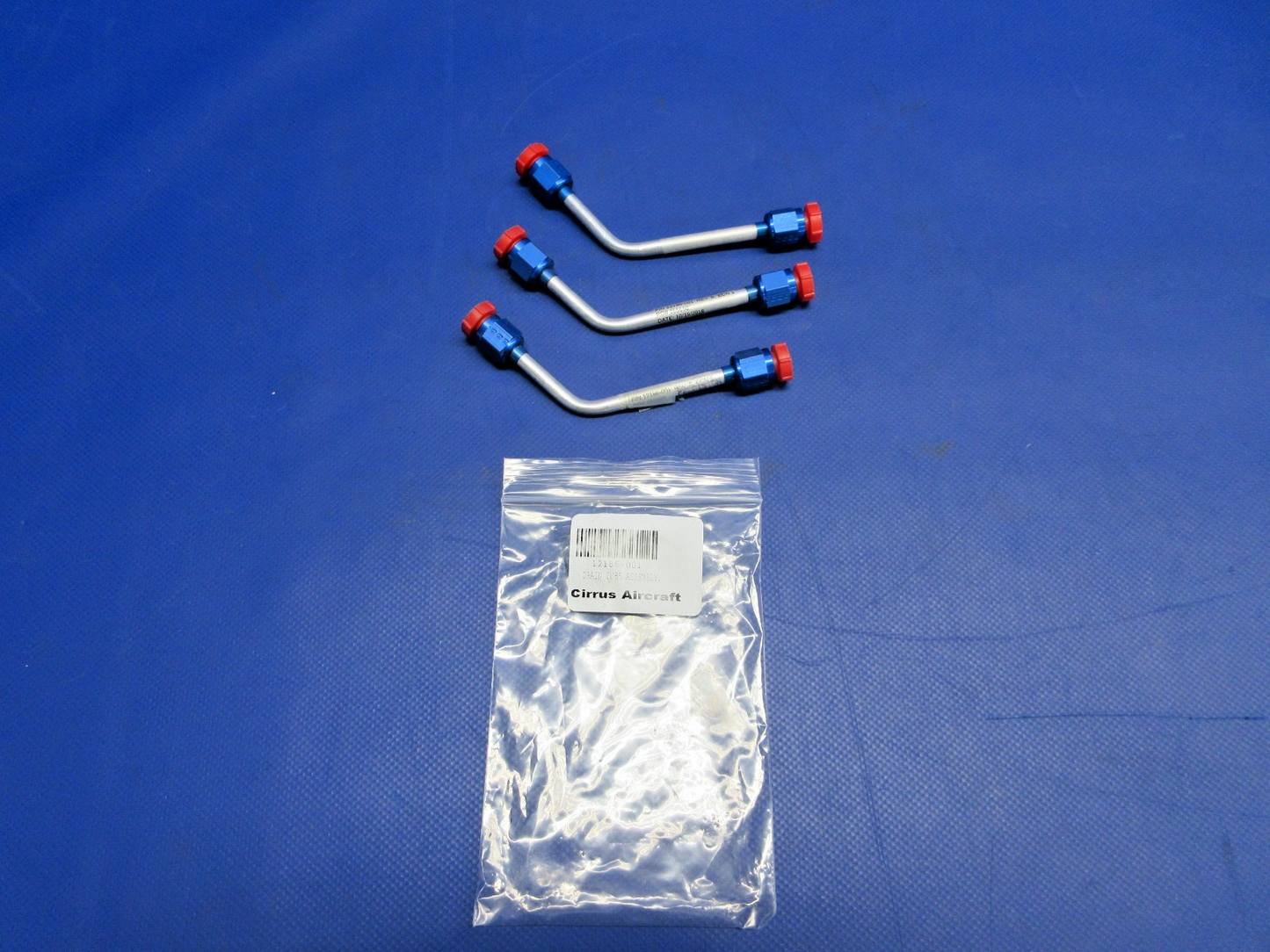 Cirrus SR20 Manifold LH Short Drain Tube P/N 12186-001 LOT OF 3 NOS (0326-982)1