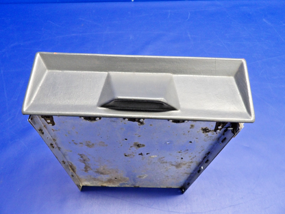 Cessna 172 / 172G Map Case & Door P/N 0513320-8 (0326-1263)9