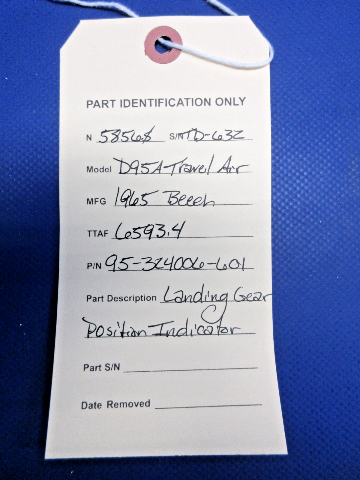 Beech 95 / D95A Landing Gear Position Indicator P/N 95-324006-601 (0326-784)13