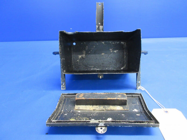 Piper PA23-235 / 250 Aztec Battery Box Assembly P/N 17564-00 (0524-2052)