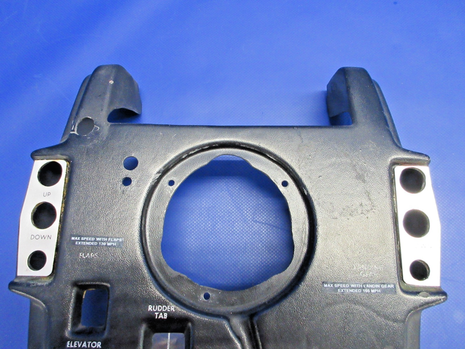 Beech D95A Travel Air Control Console Cover P/N 96-324036-11 (0326-727)11
