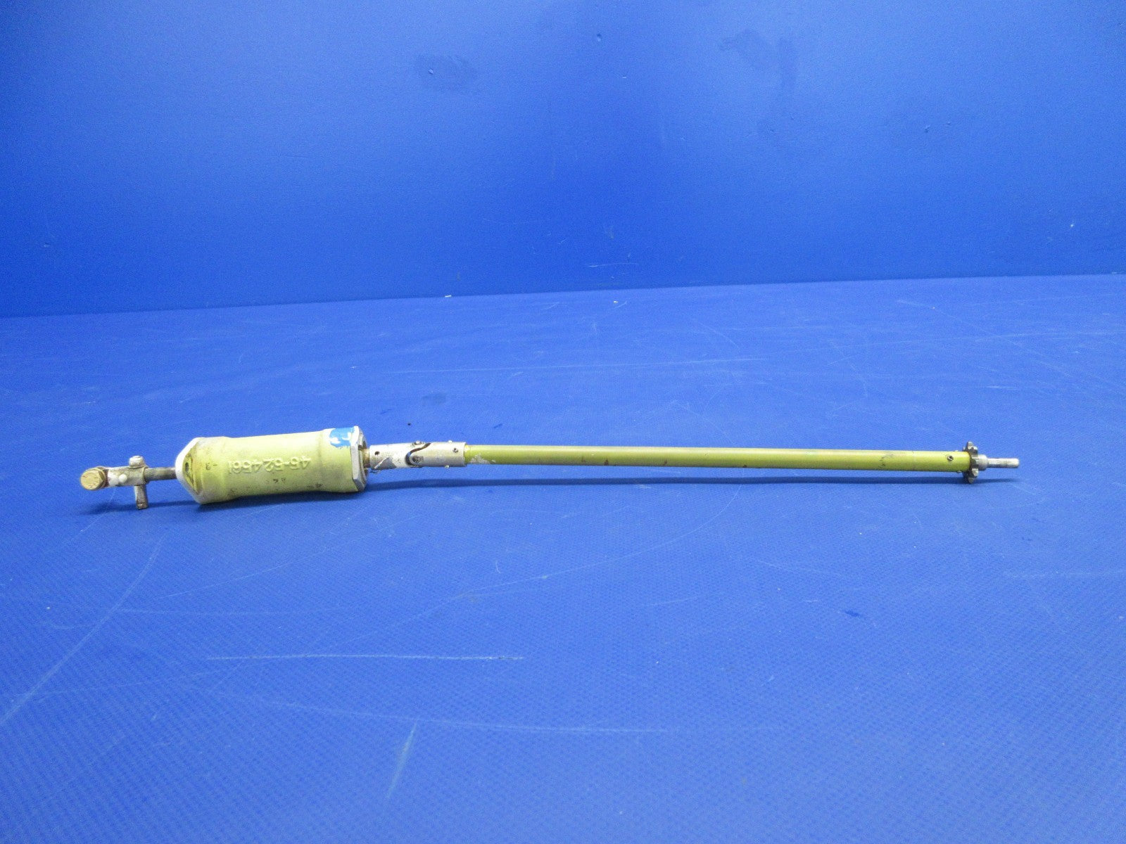 Beech D95A Travel Air Elevator Trim Tab Actuator RH P/N 45-524565-5 (0326-736)6