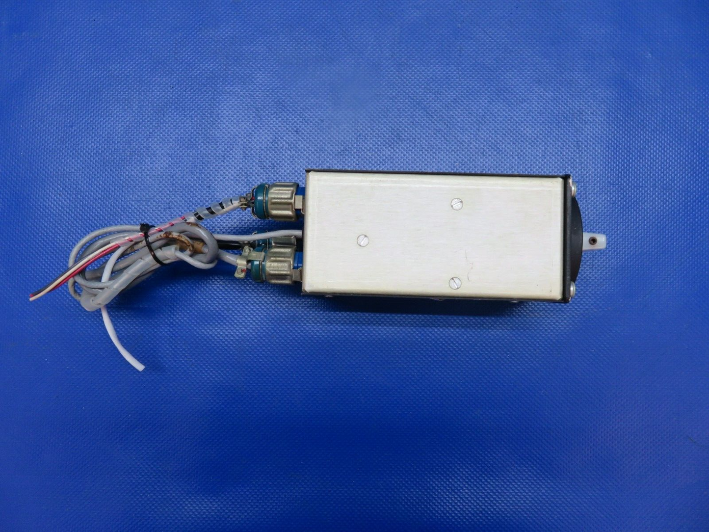 Bellanca 17-31A Mitchell Ind. Radio Coupler P/N 1C388-M WARRANTY (0824-1766)