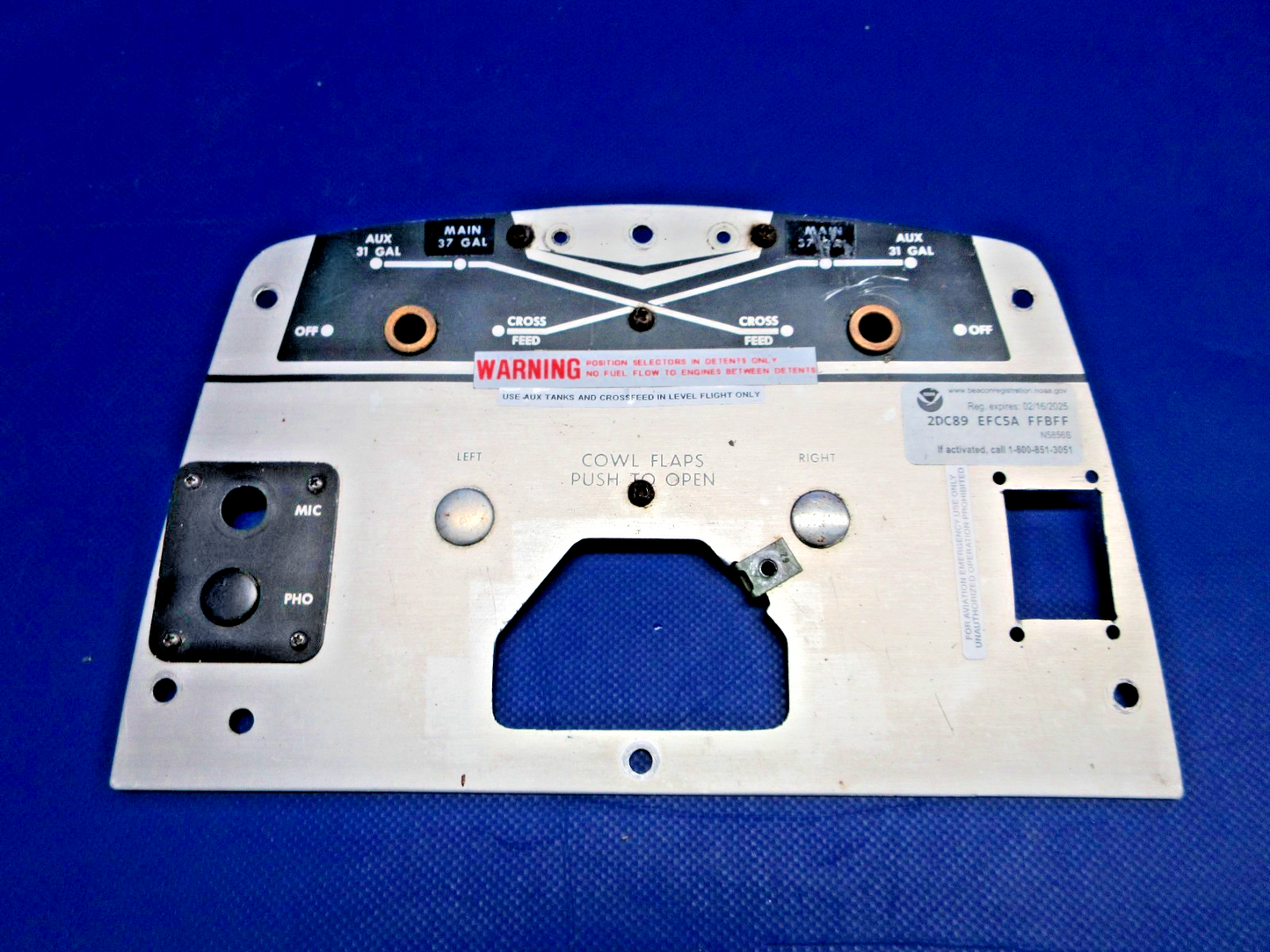 Beech D95A Travel Air Fuel Selector Valve Cover Plate P/N 96-920011-11 (0326-7591