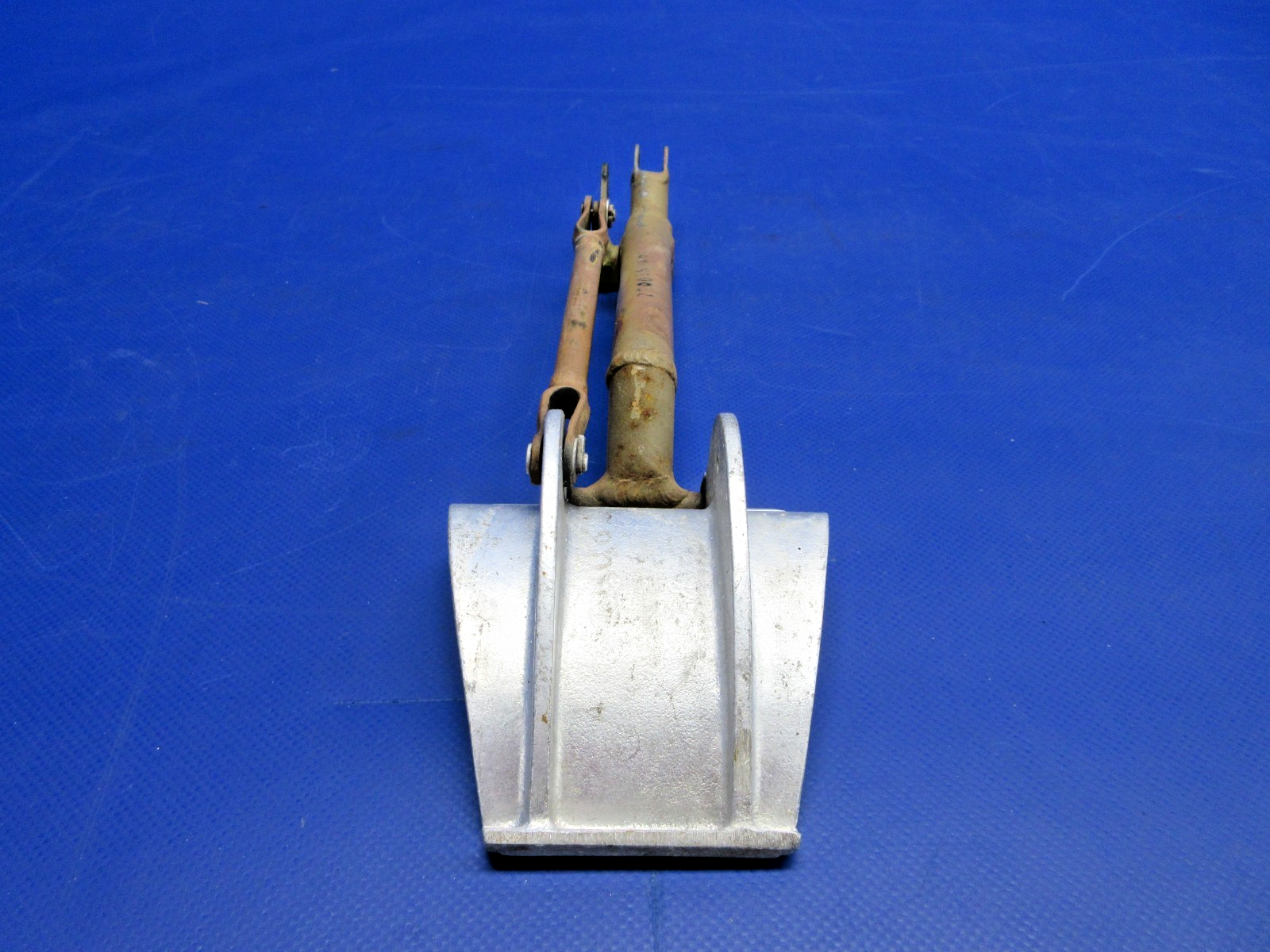 Mooney M20 / M20C Pilot RH Rudder & Brake Pedal P/N 7330-2 (0426-790)11